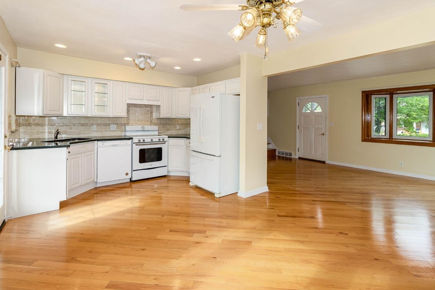Antrim Ct, Cincinnati, OH 45236