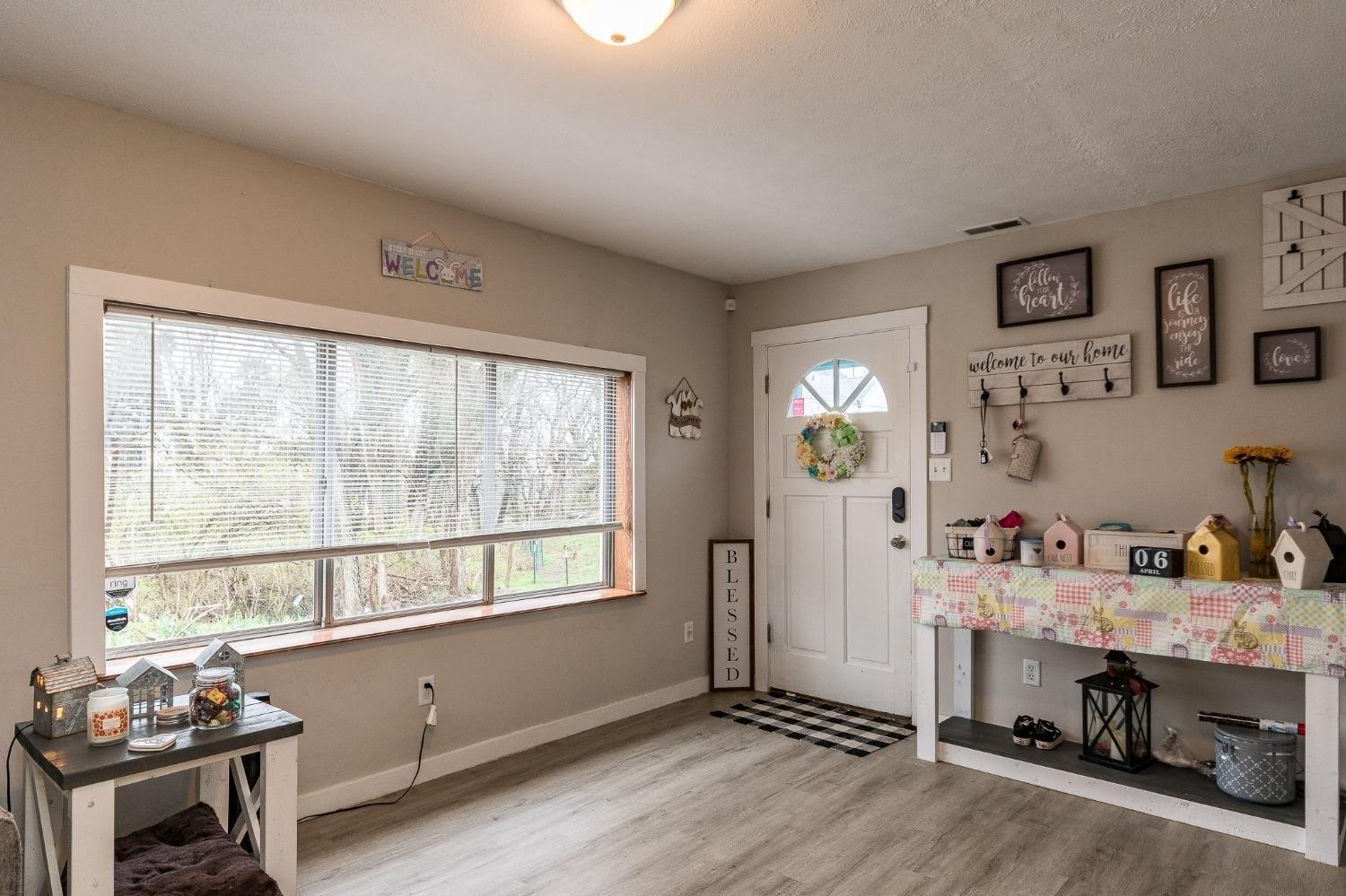 Hill St, Middletown, OH 45042