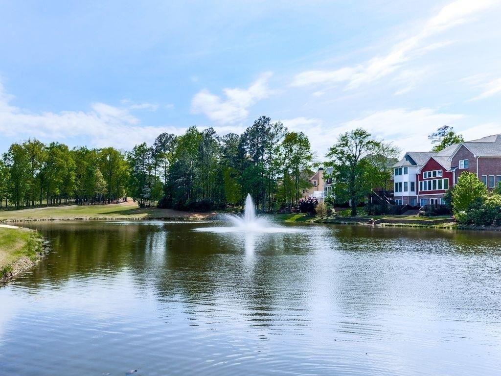 Fairwood Bnd Nw, Acworth, GA 30101