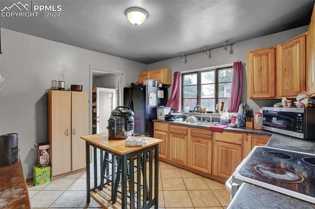 Steven Dr, Colorado Springs, CO 80911