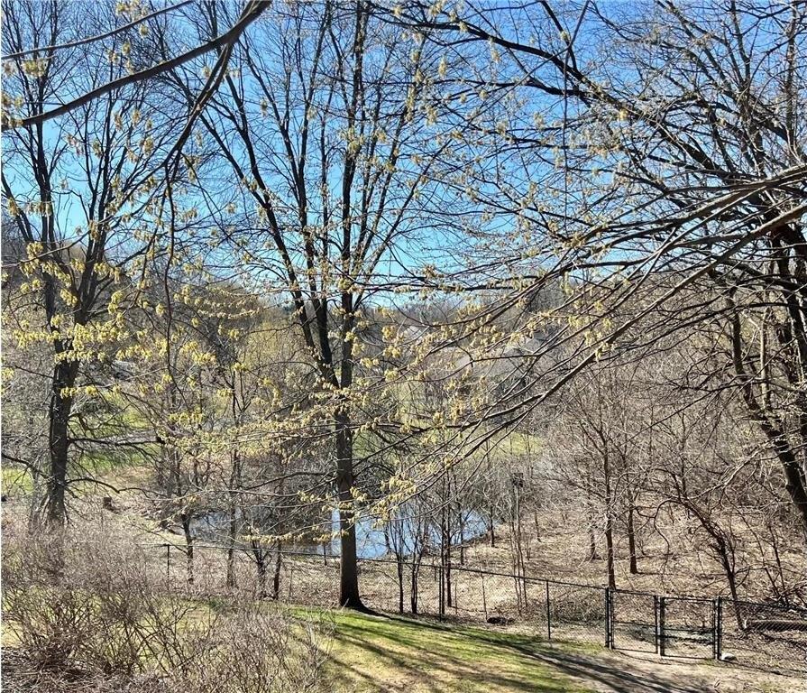 Woodhurst Ln, Minnetonka, MN 55345