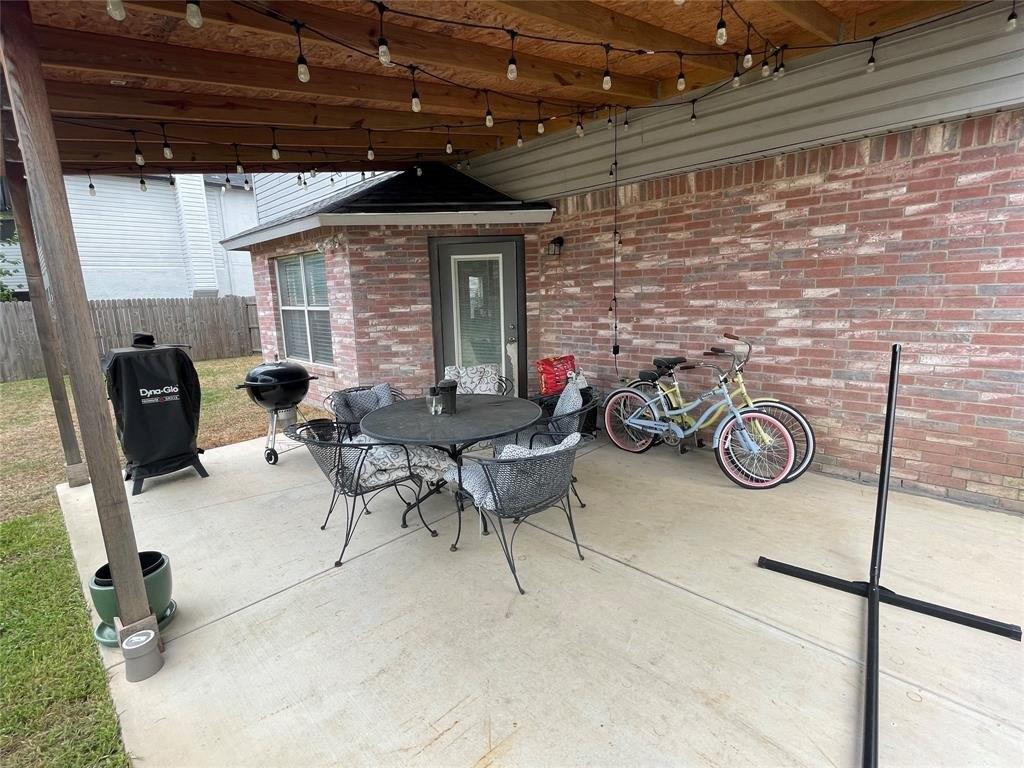 Pine Valley Dr, Grand Prairie, TX 75052