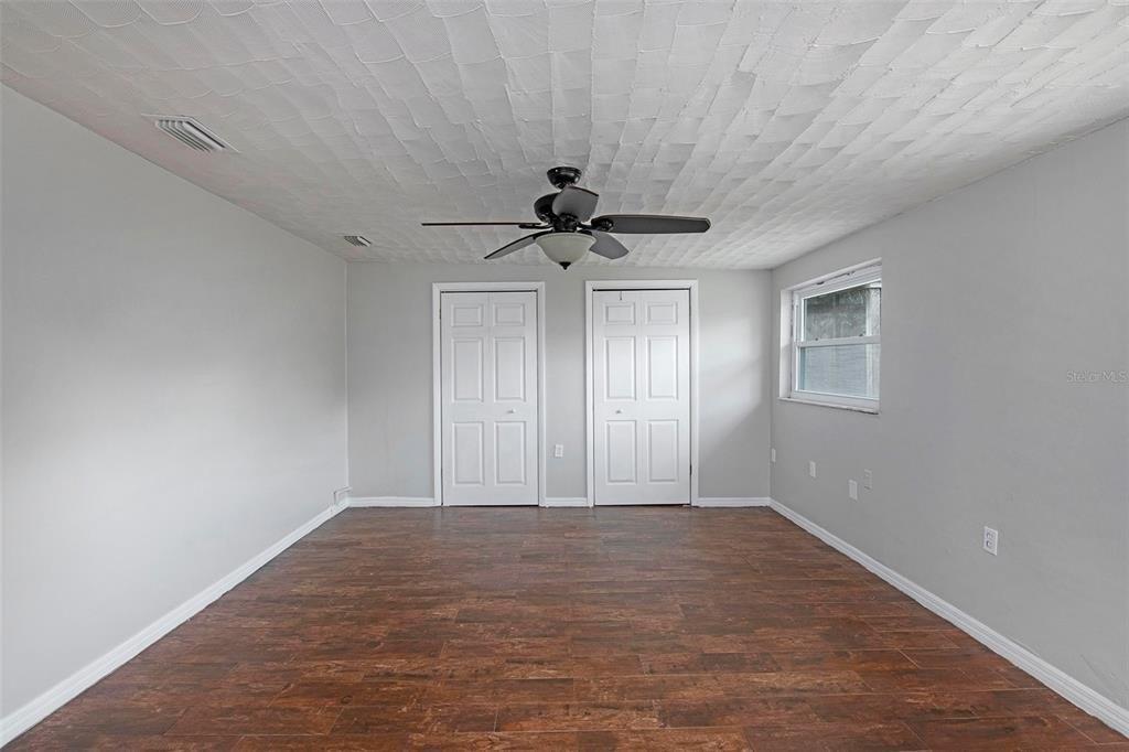 Melonwood Ave, Clearwater, FL 33759