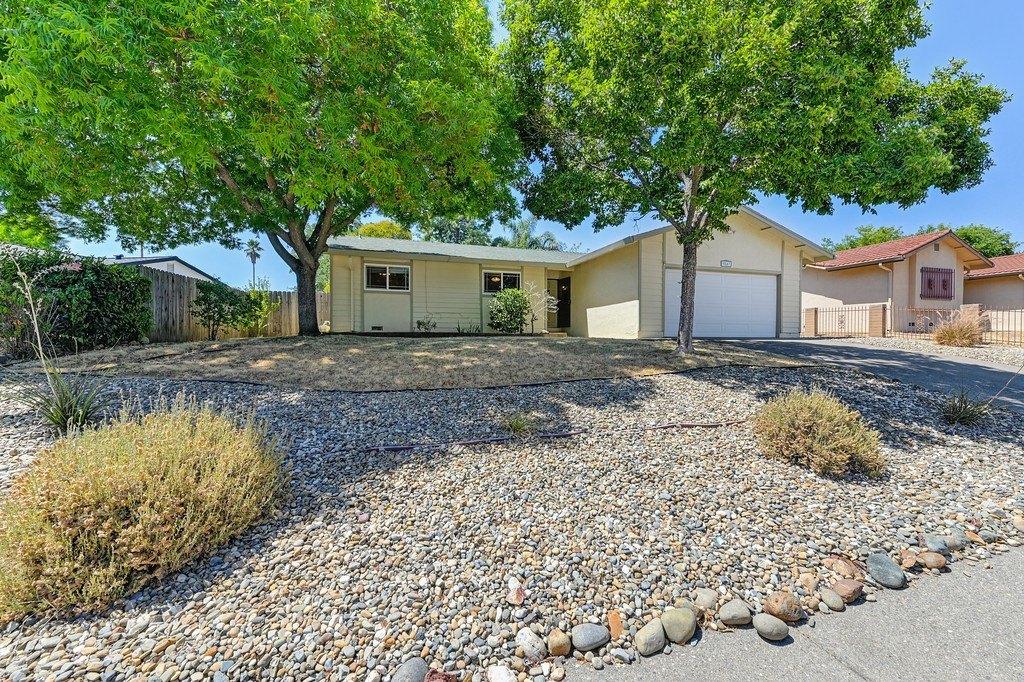 Beachwood Dr, Orangevale, CA 95662