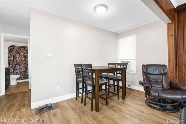 Lagoon St, Commerce Township, MI 48382