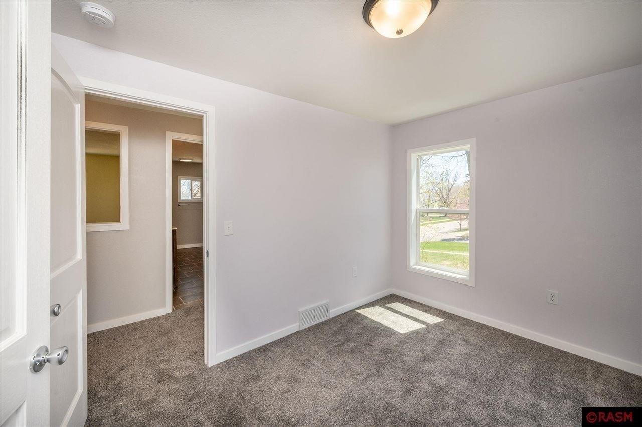 S Elm St, Fairmont, MN 56031