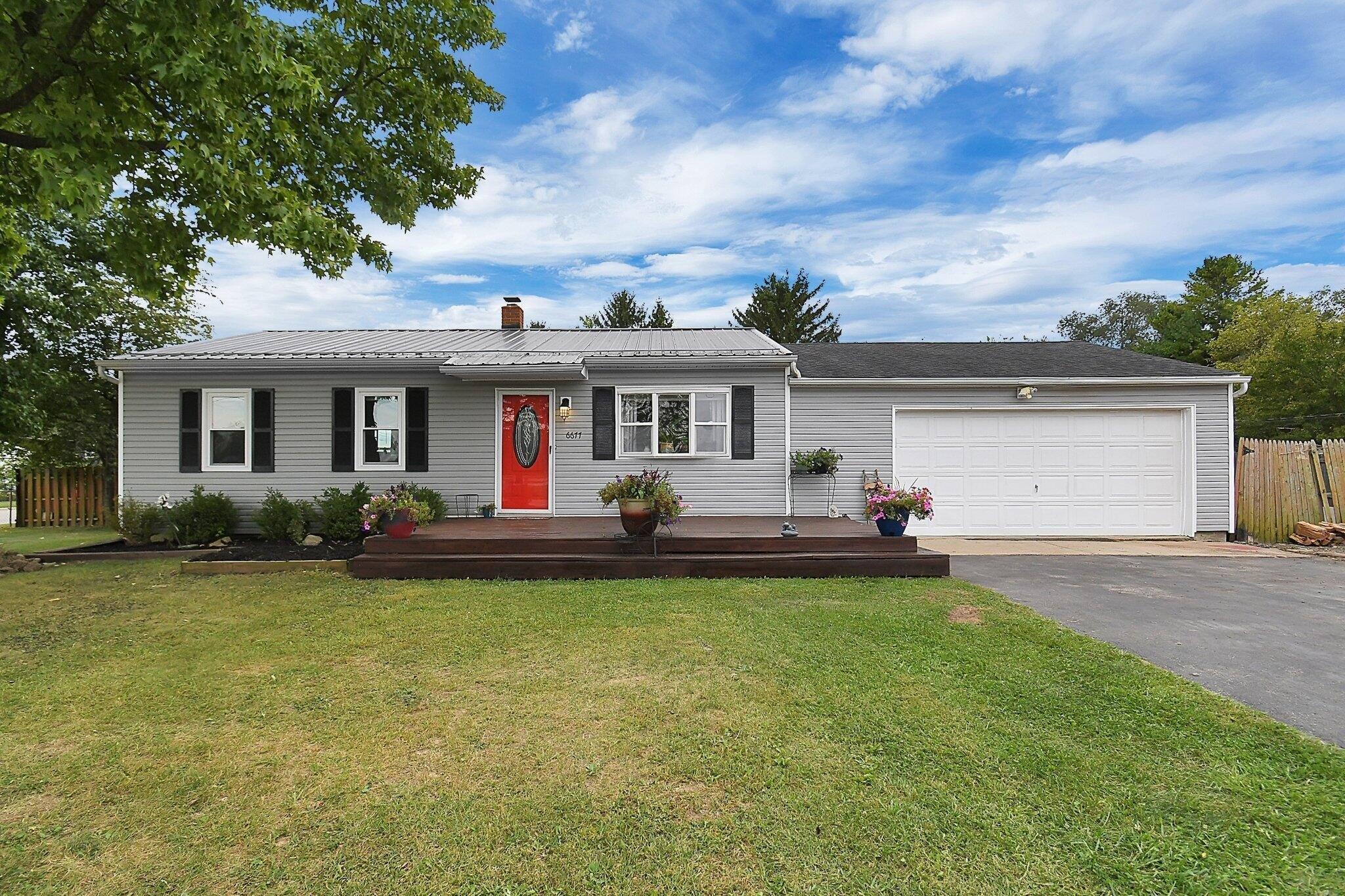 Hall Rd, Galloway, OH 43119