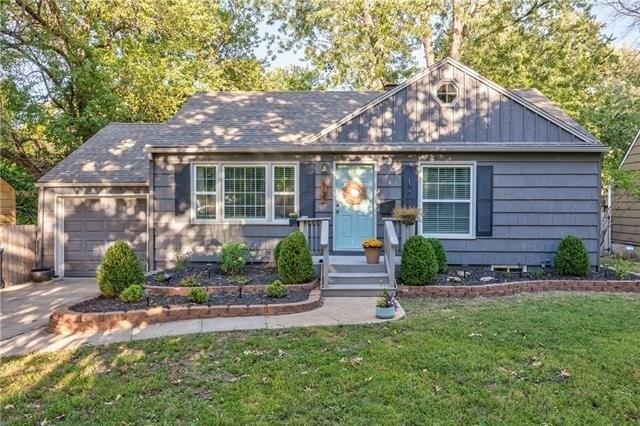 Roe Ave, Prairie Village, KS 66208