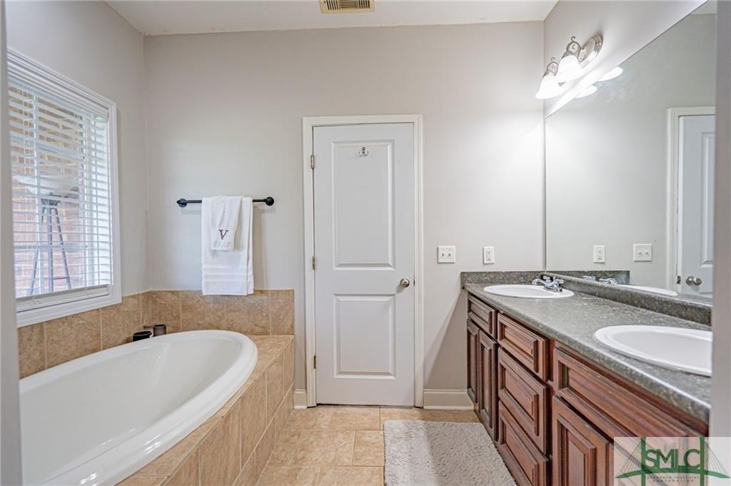 W Leyland Ct, Statesboro, GA 30458