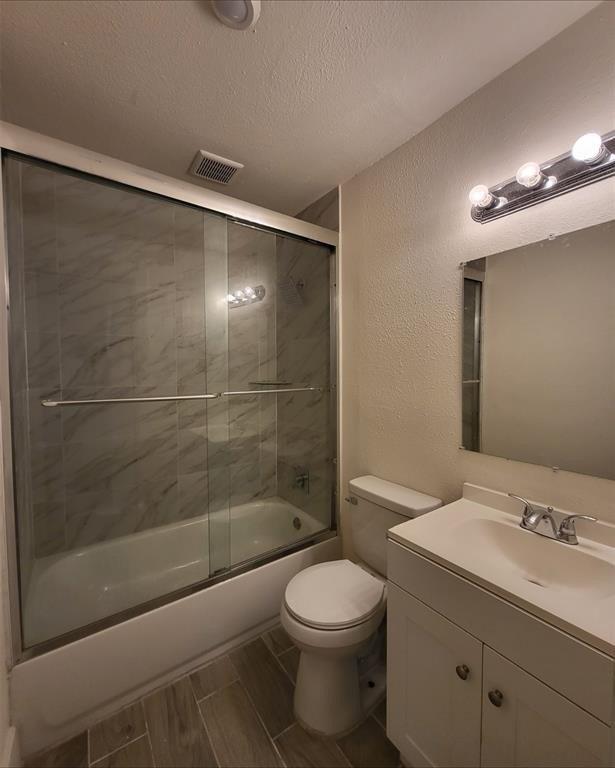 Shipp Dr, Fort Worth, TX 76148