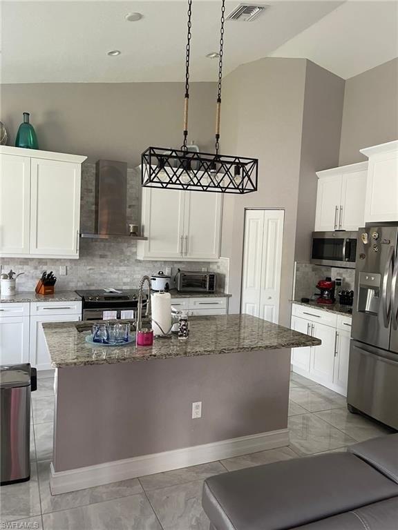 12th St Se, Naples, FL 34117
