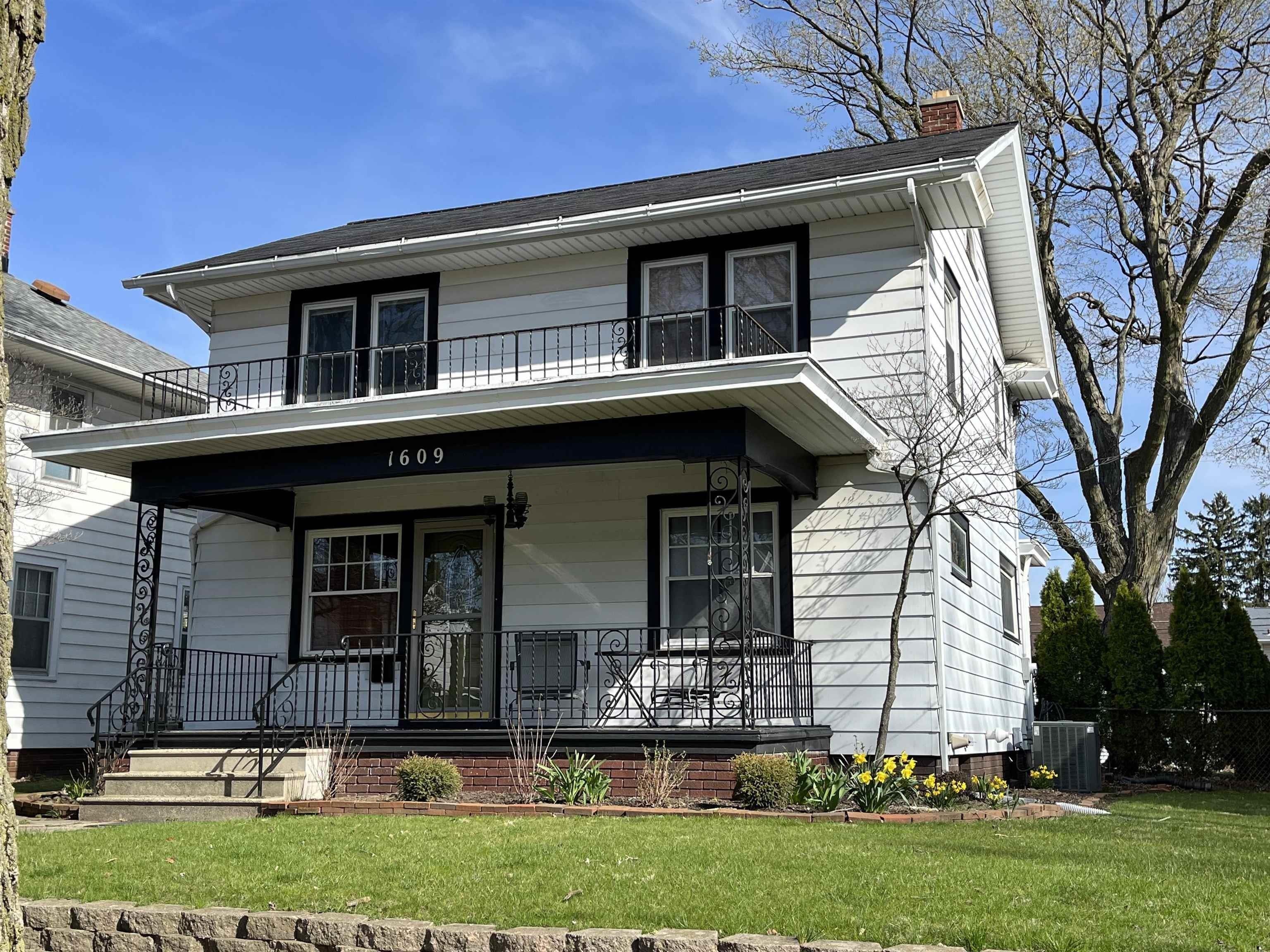 Columbia Ave, Fort Wayne, IN 46805