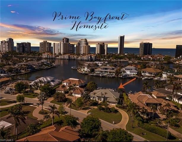 Crayton Rd, Naples, FL 34103