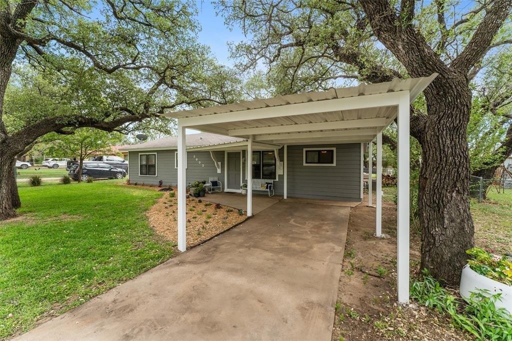2nd St, Brownwood, TX 76801