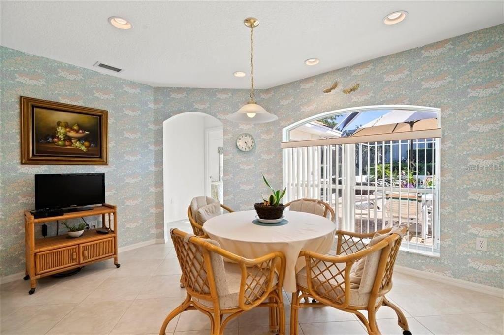 Maybelle Dr, Weeki Wachee, FL 34613