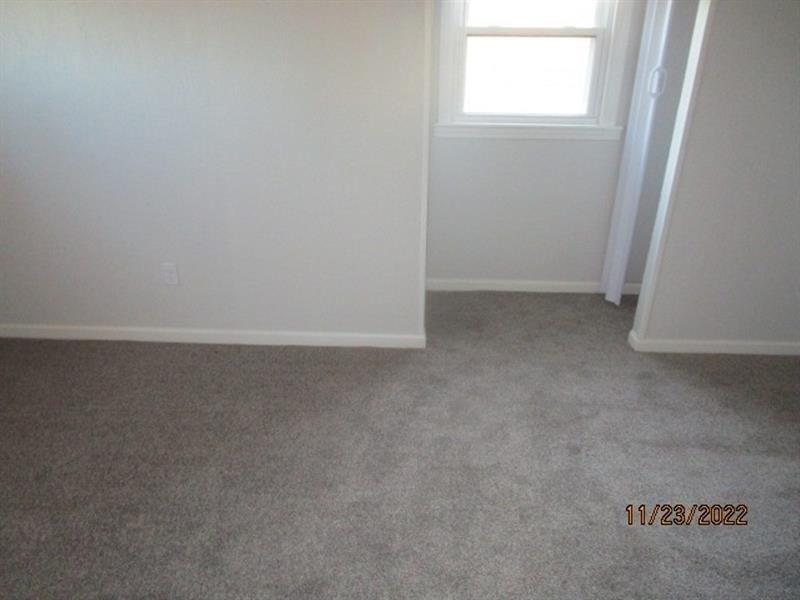 Dorothy Dr, Pittsburgh, PA 15235