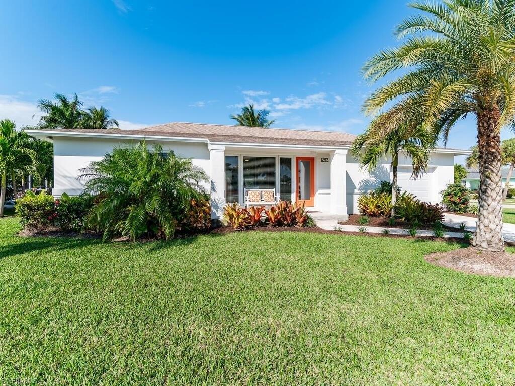 Apricot Ave, Marco Island, FL 34145
