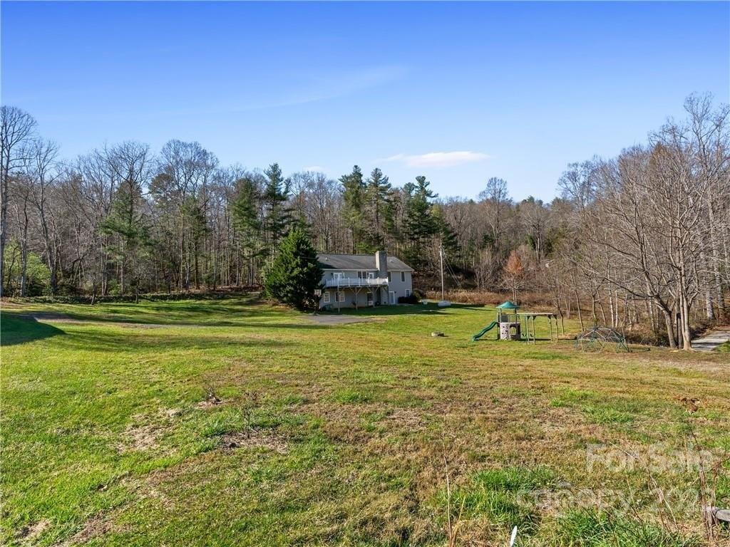 My Mountain Ln, Hendersonville, NC 28739