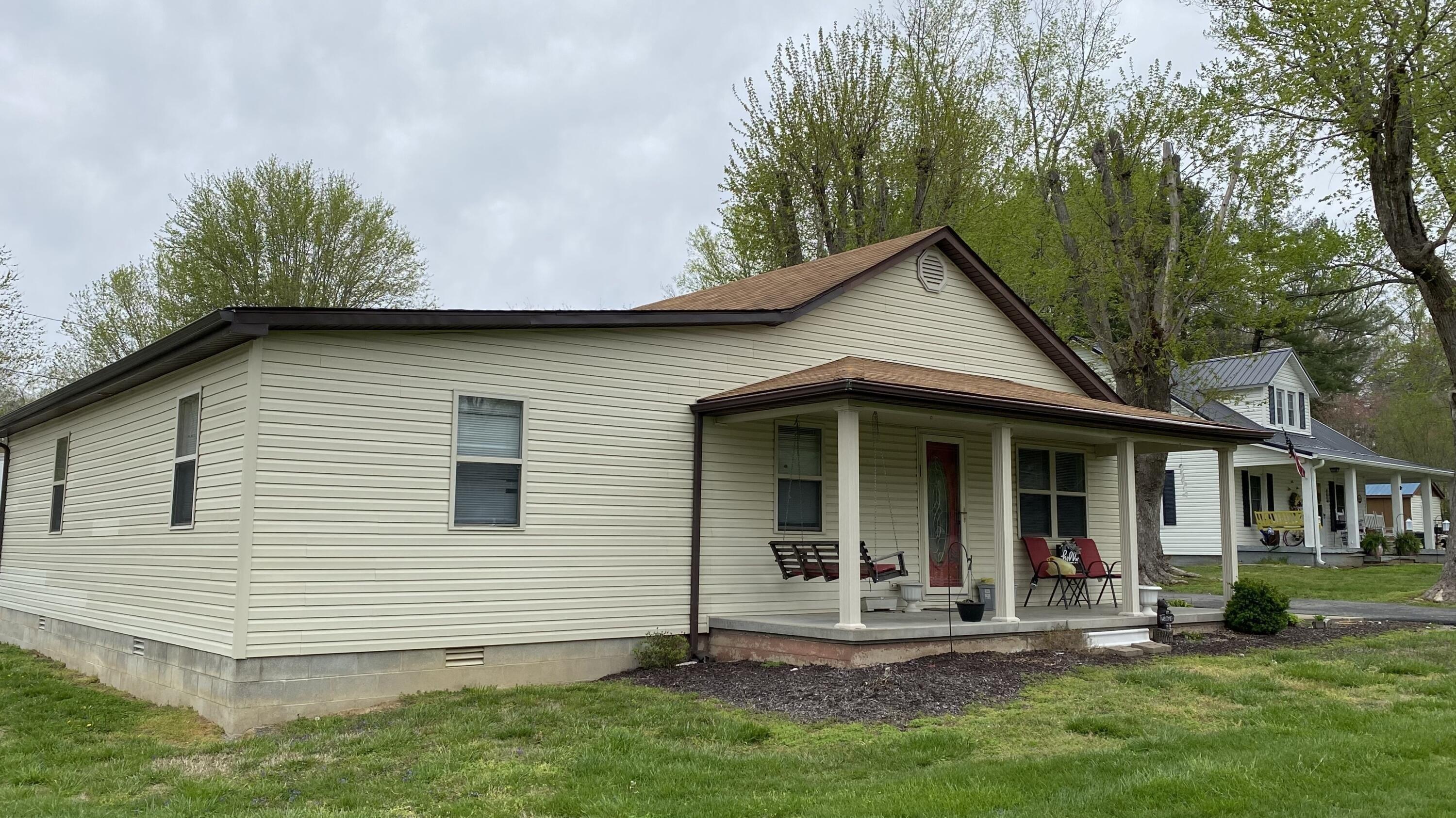 W Cumberland Ave, Jamestown, KY 42629