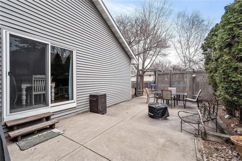 Rhode Island Cir N, Champlin, MN 55316