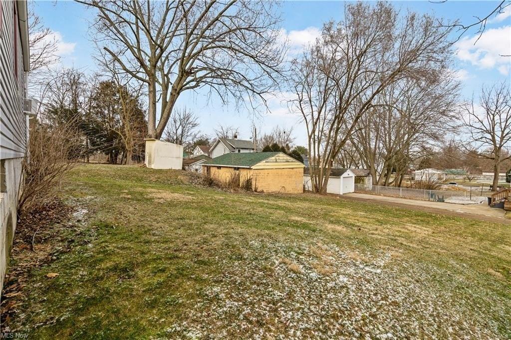 Saint Elmo Ave Ne, Canton, OH 44705