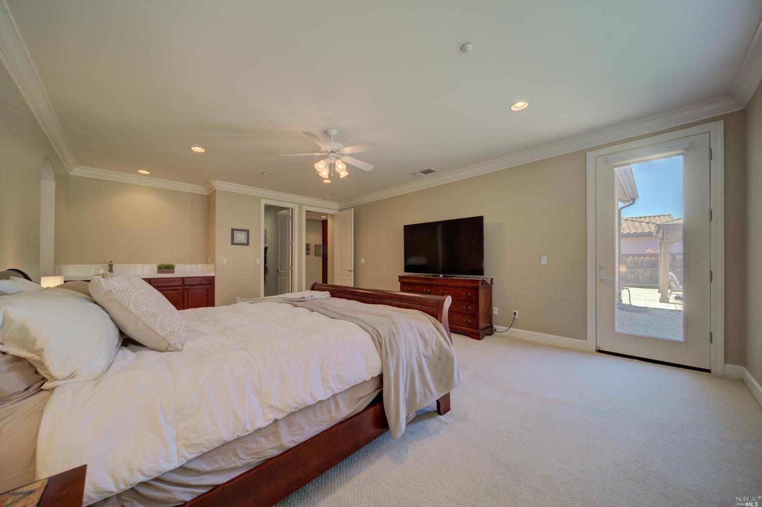 Peacock Way, Vacaville, CA 95688