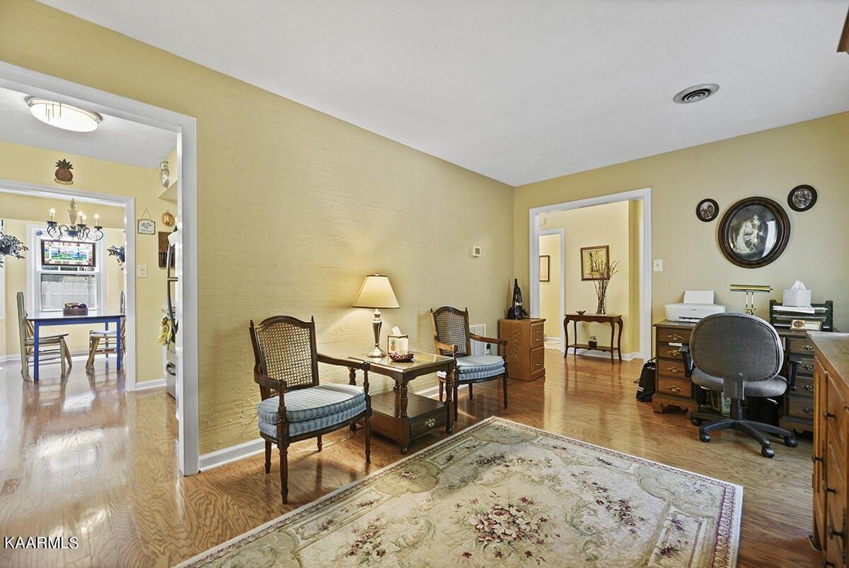 Aragon Ln, Knoxville, TN 37923