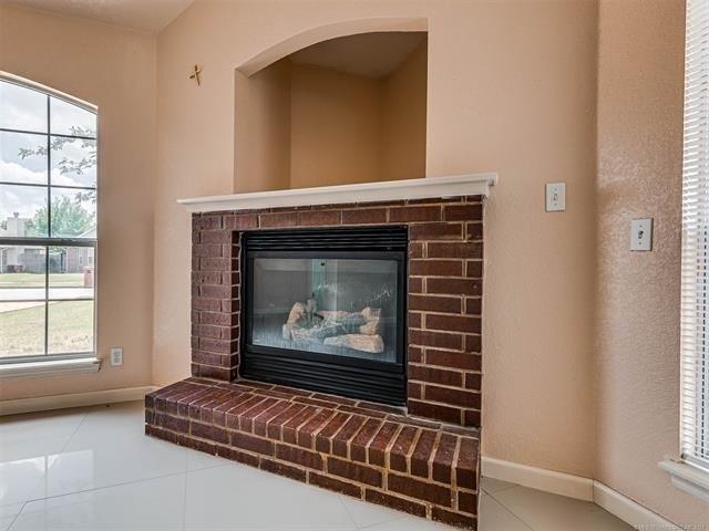 W Quincy St, Broken Arrow, OK 74012