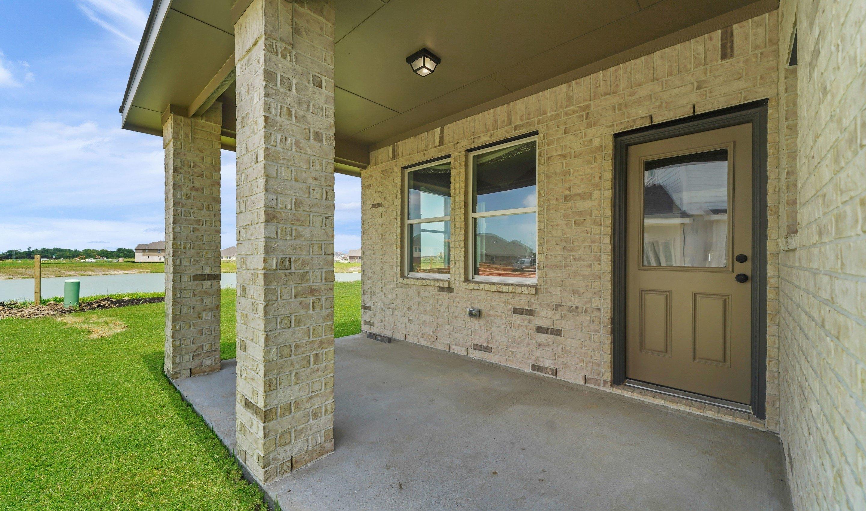 Dina Ln, Montgomery, TX 77356