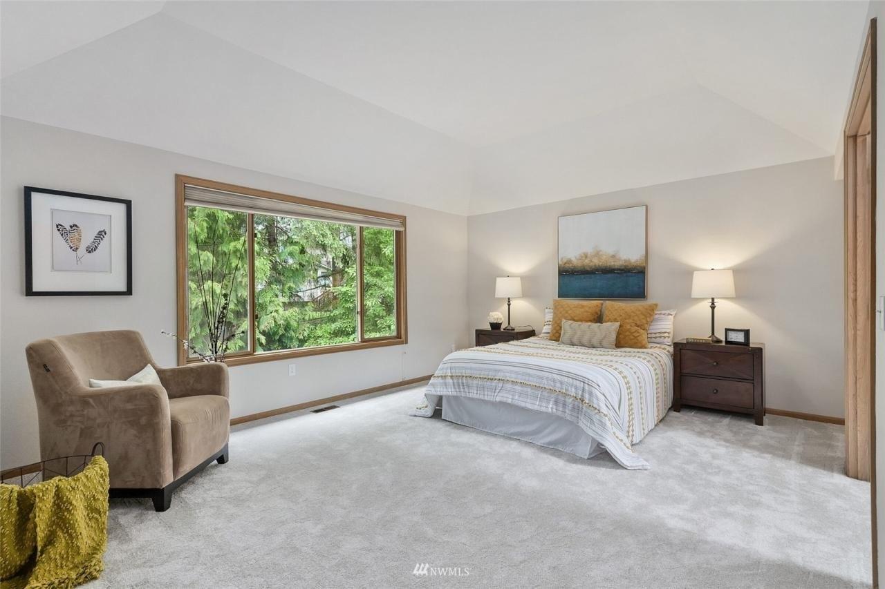 Ne 19th St, Sammamish, WA 98074