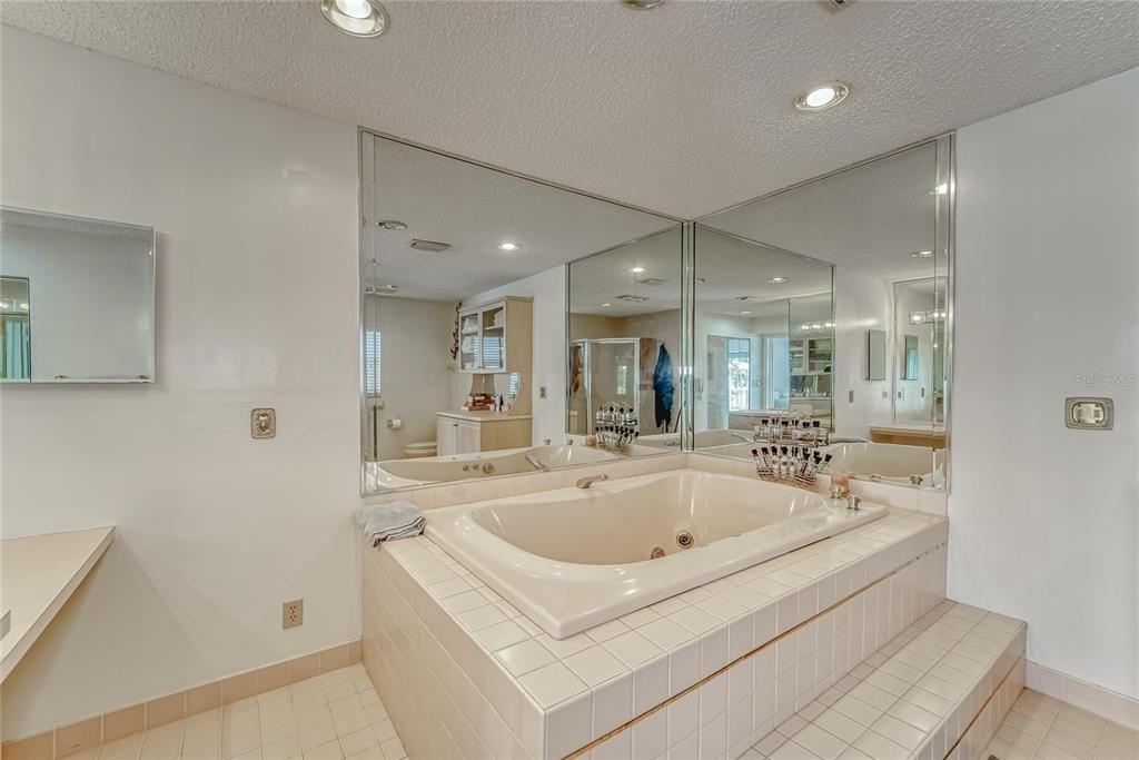 62nd Ave S, Saint Petersburg, FL 33715