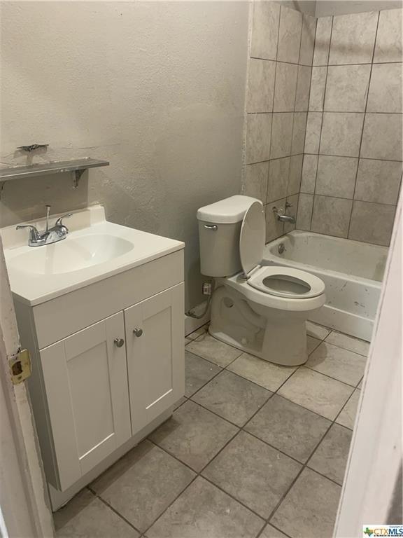 S 3rd St, Temple, TX 76504