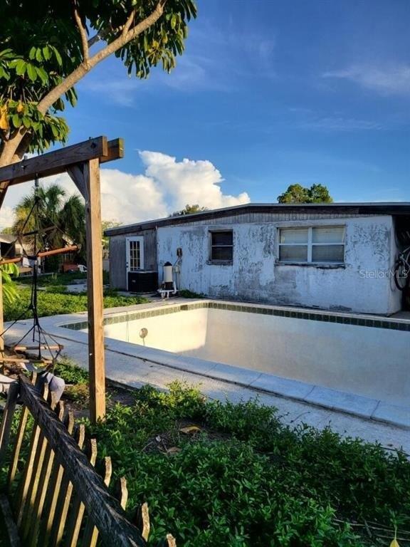 Emory Ave, Bradenton, FL 34207