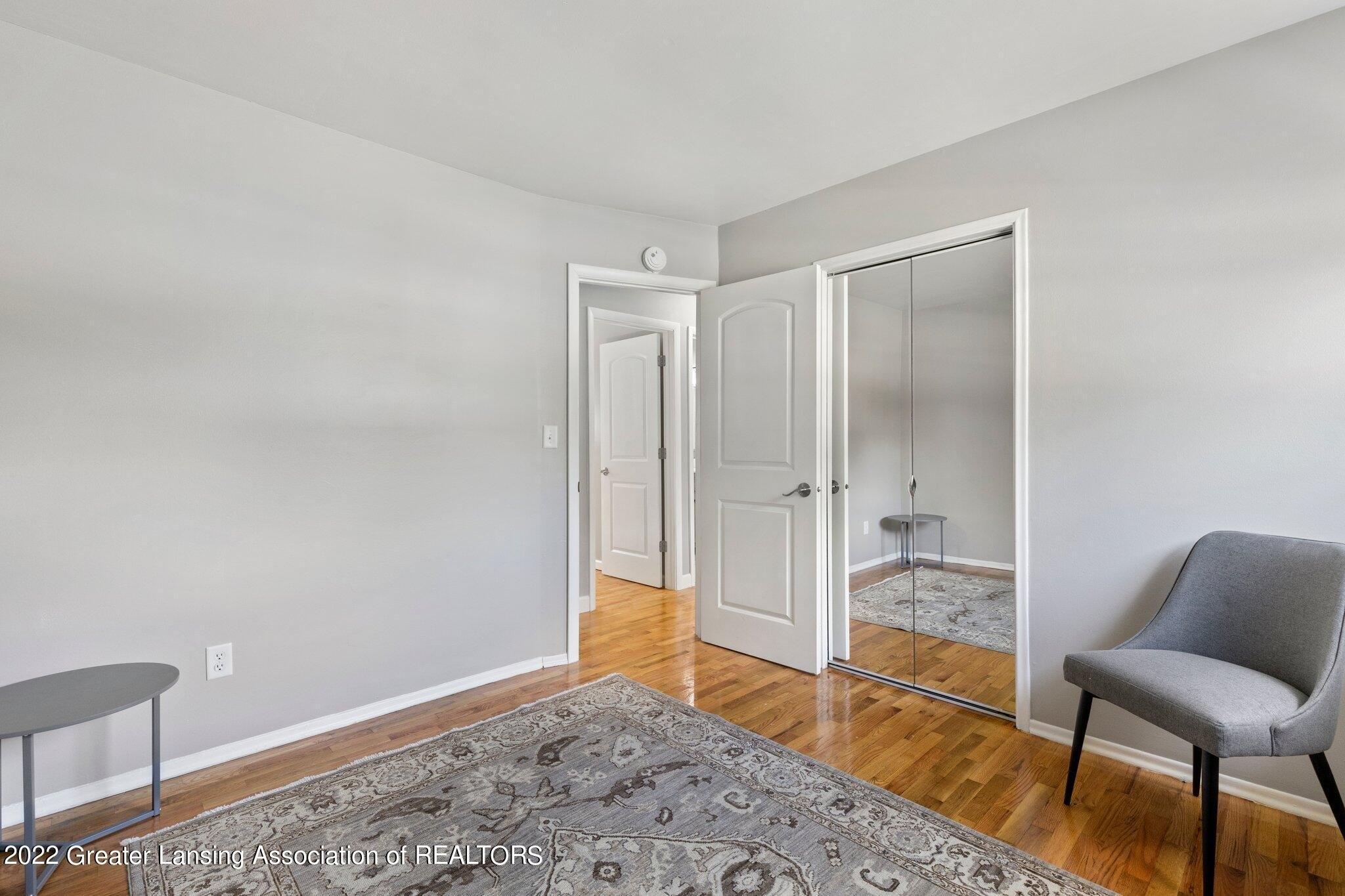 Rexford Ave, Holt, MI 48842