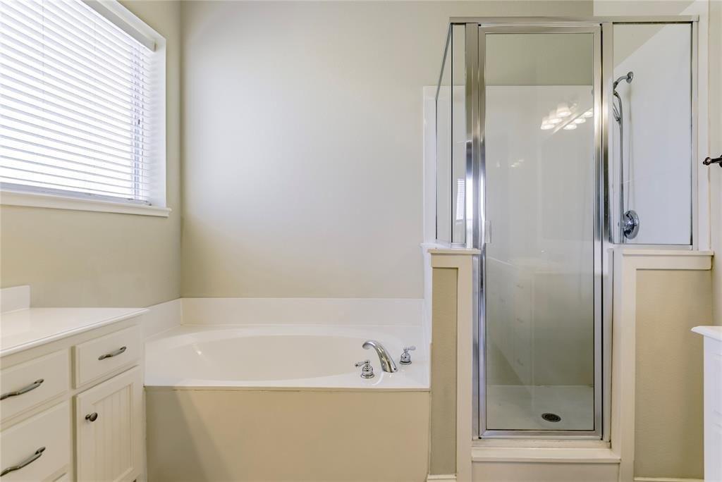 Westward Dr, Royse City, TX 75189