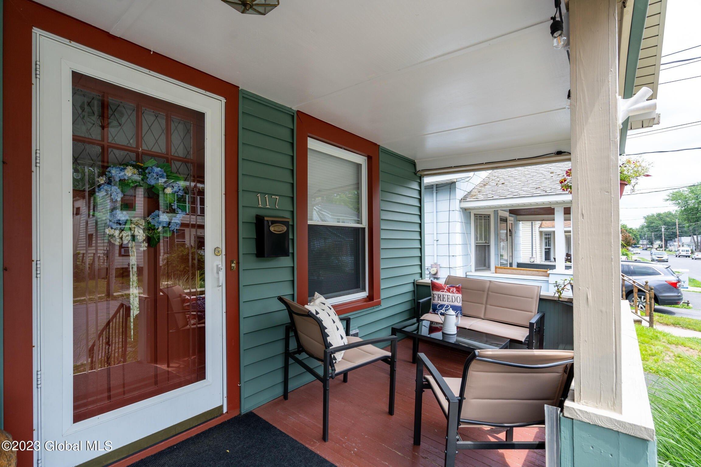 N Toll St, Schenectady, NY 12302