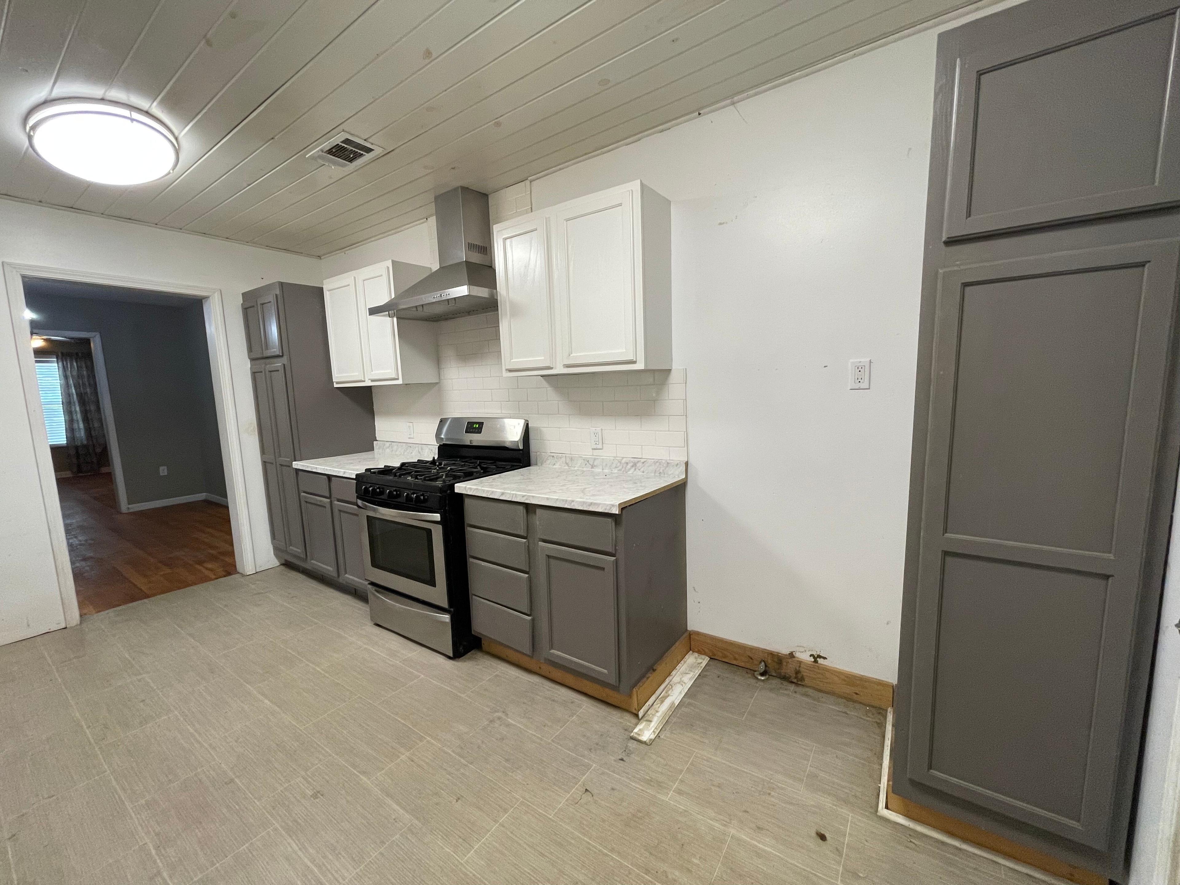 N Slemons St, Monticello, AR 71655