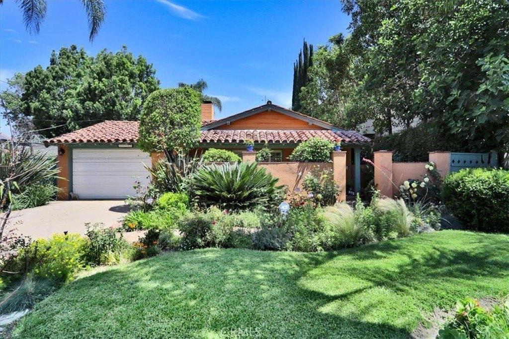 Addison St, Sherman Oaks, CA 91423