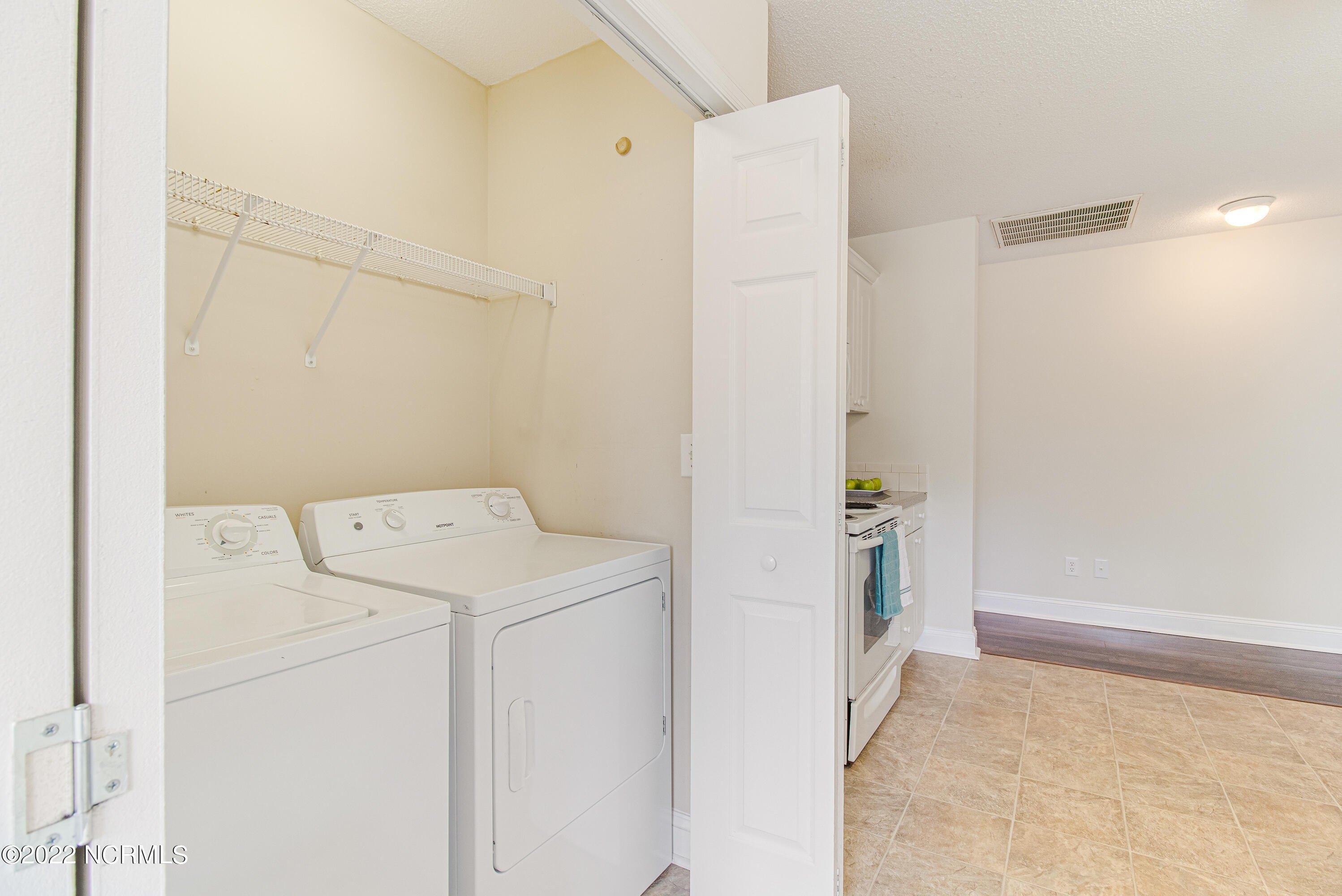 Ne 5th St, Oak Island, NC 28465
