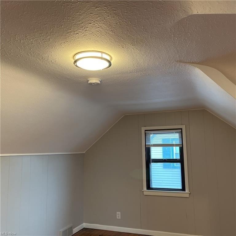 Hummel Rd, Brook Park, OH 44142