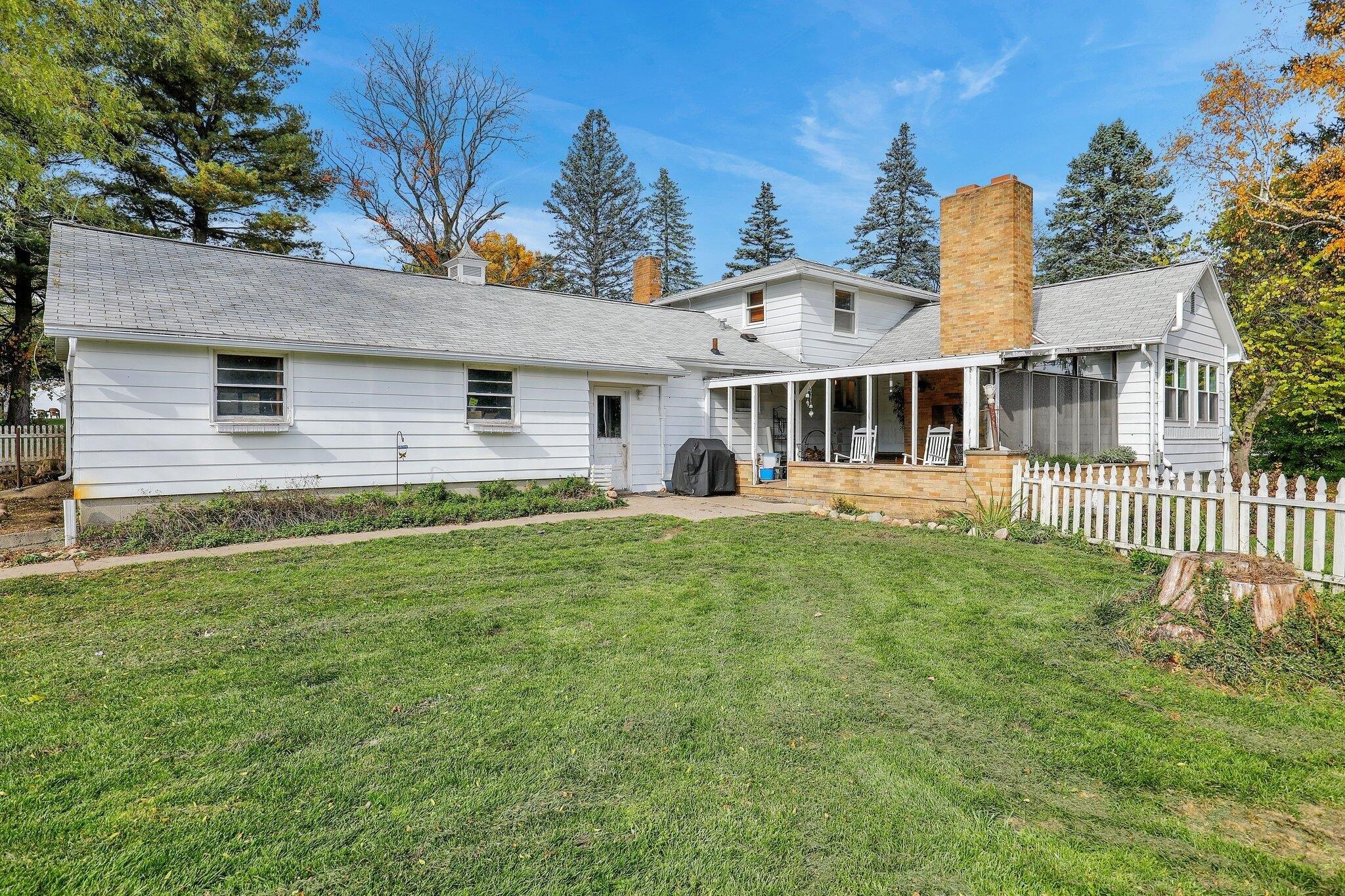 E Grand River Rd, Williamston, MI 48895