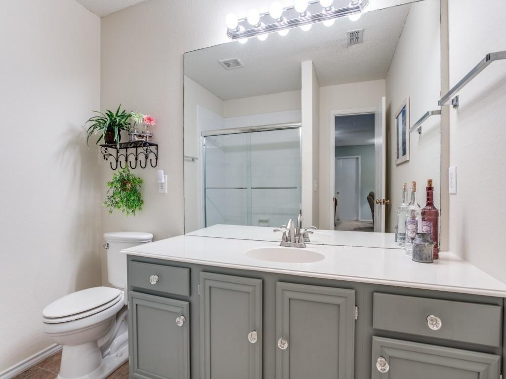 River Oak Way, Lake Dallas, TX 75065