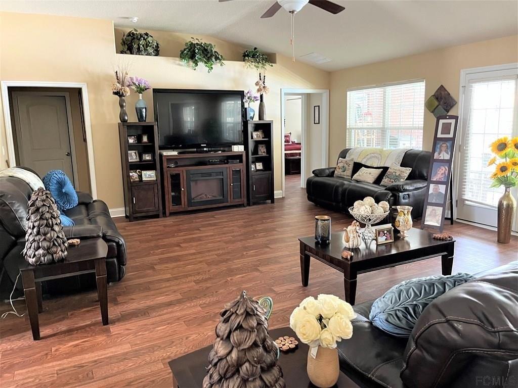 Rae June Pl, Palm Coast, FL 32164