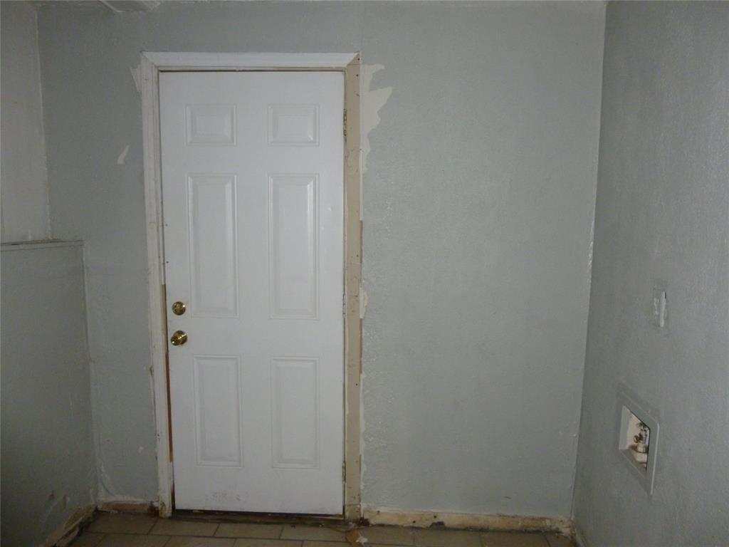Bartlett Ave, Dallas, TX 75216