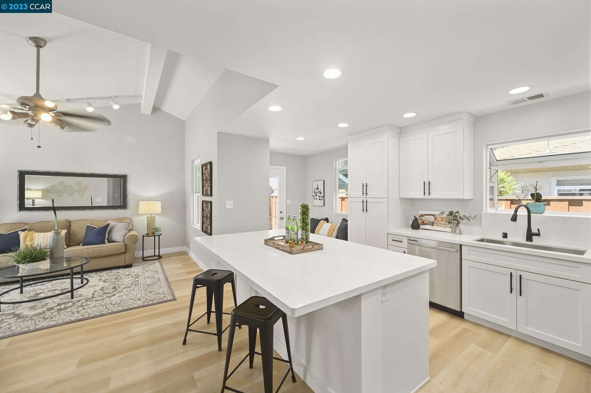 Santa Lucia Dr, Pleasant Hill, CA 94523