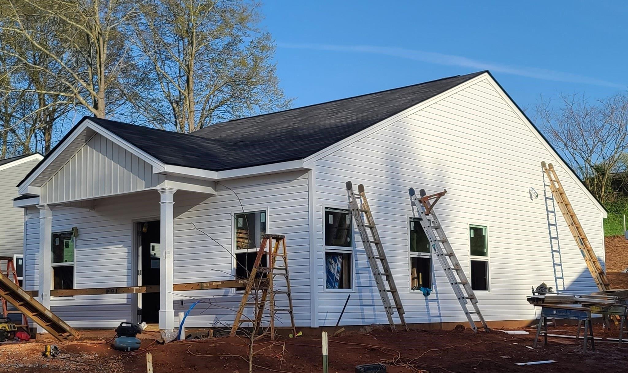 Hearthstone Ln, Boiling Springs, SC 29316