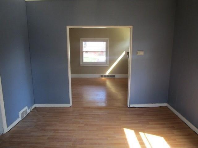 Grover St, Mckeesport, PA 15132