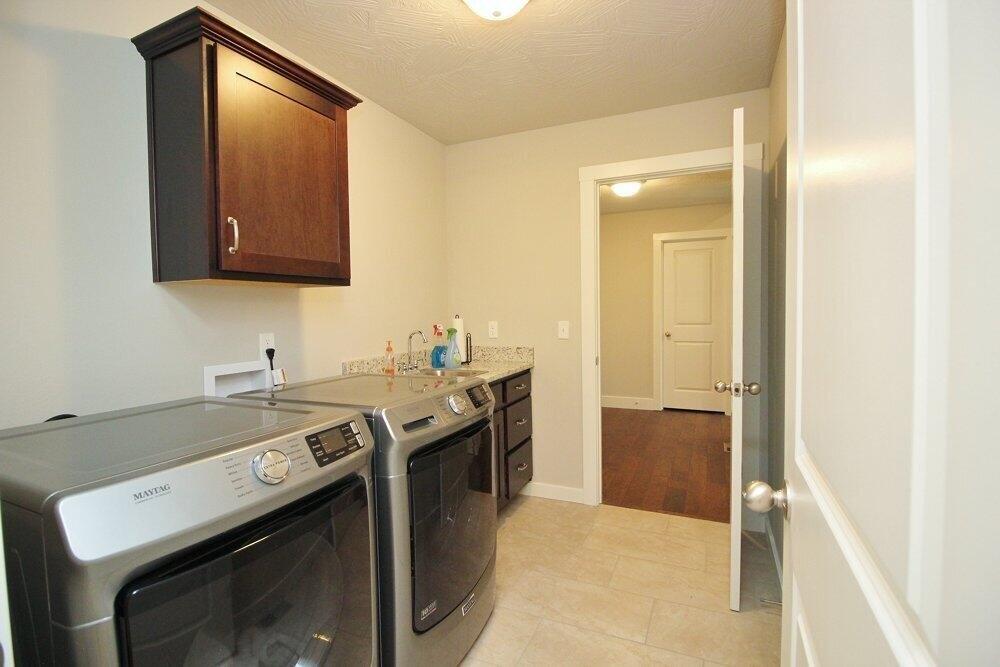 N Fox Hill Cir, Nixa, MO 65714