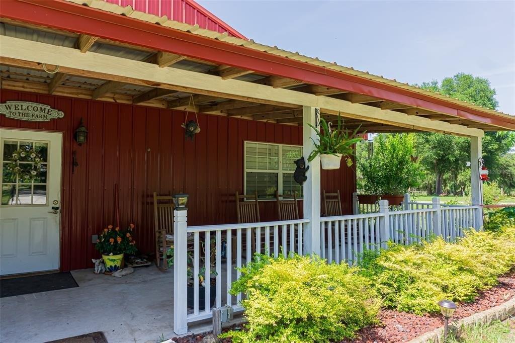 Le Grande St, Umatilla, FL 32784