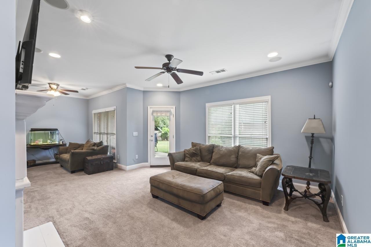 Bent Brook Dr, Bessemer, AL 35022